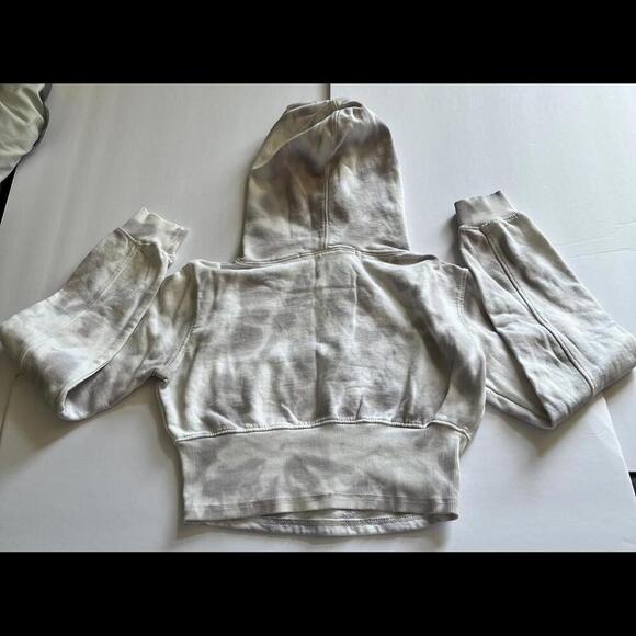 Playboy x Missguided Tie Dye Cropped Hoodie - Picture 2 of 4